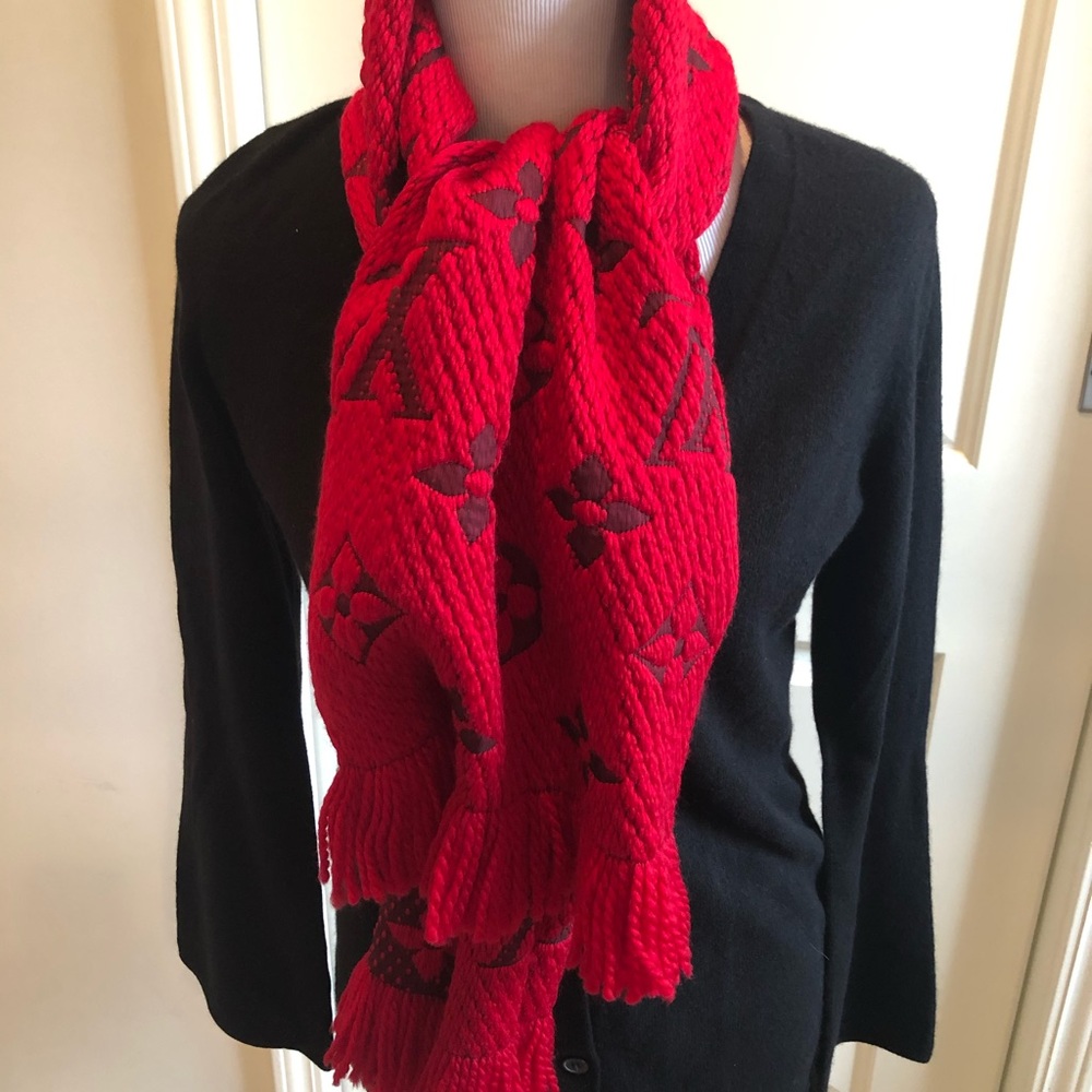 Authentic Louis Vuitton Logo scarf